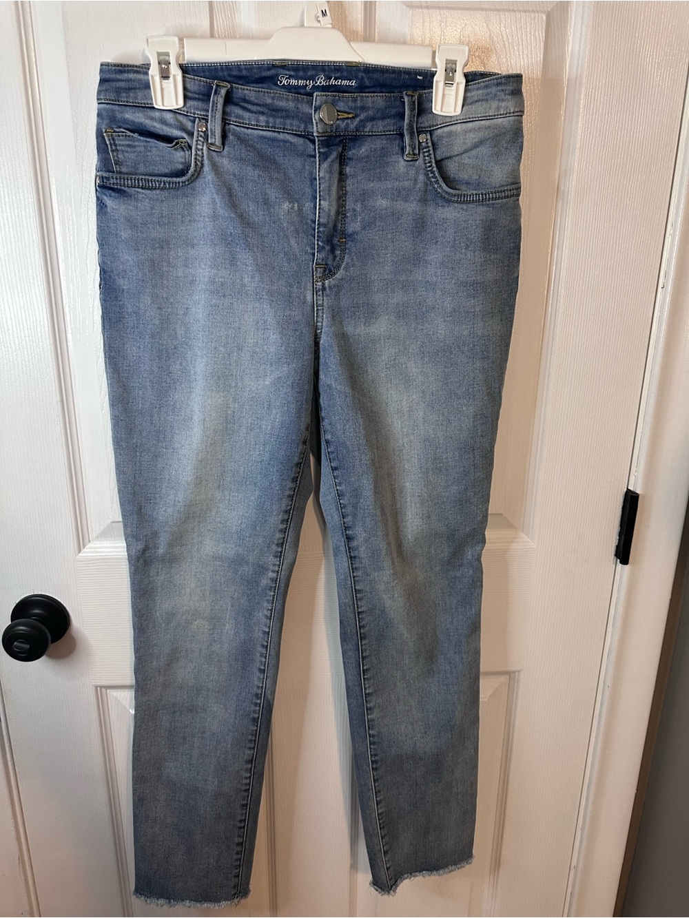 Tommy Bahama Women's Light Wash Skinny Jeans
